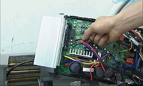 江源美的空调电话是多少